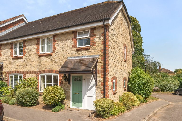 Storrington – select over 55′ development