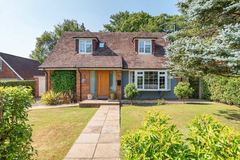 Storrington – well presented family home