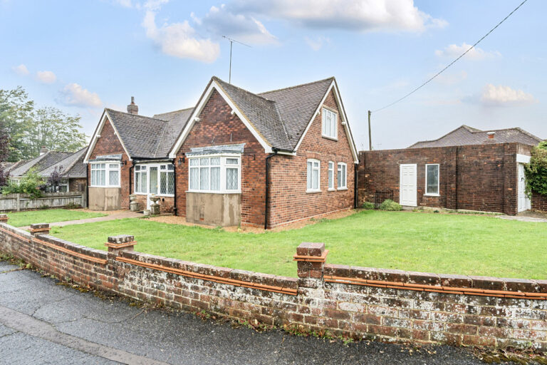 Steyning – Kings Stone Avenue
