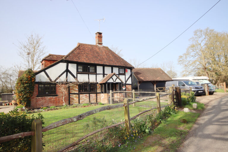 West Chiltington Lane, Coneyhurst, Billingshurst