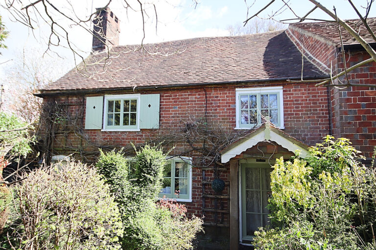 Andrews Hill, Billingshurst