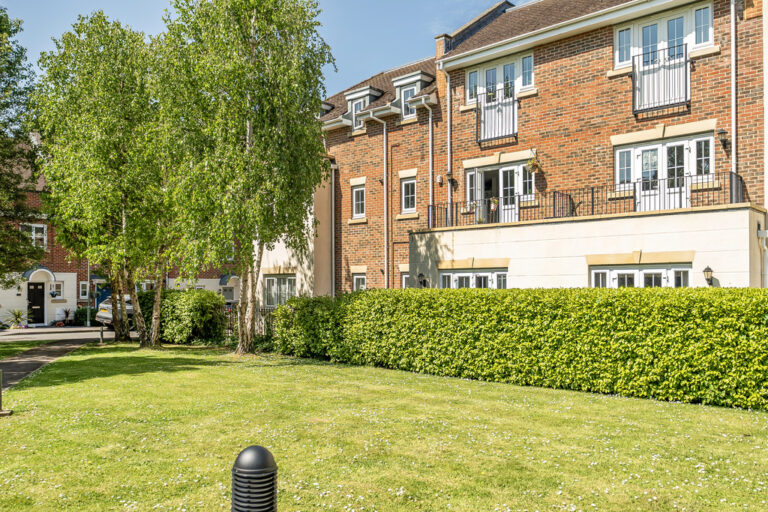 Pulborough – close to amenities
