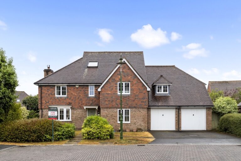 Barrow Close, Billingshurst