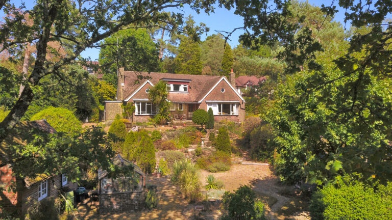Storrington – Private road location
