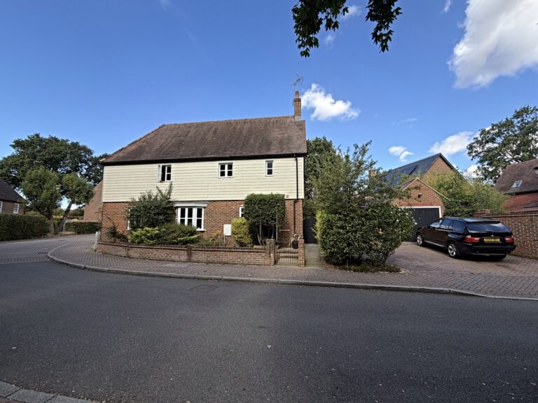 Catkin Cottage, The Willows, Parbrook, Billingshurst
