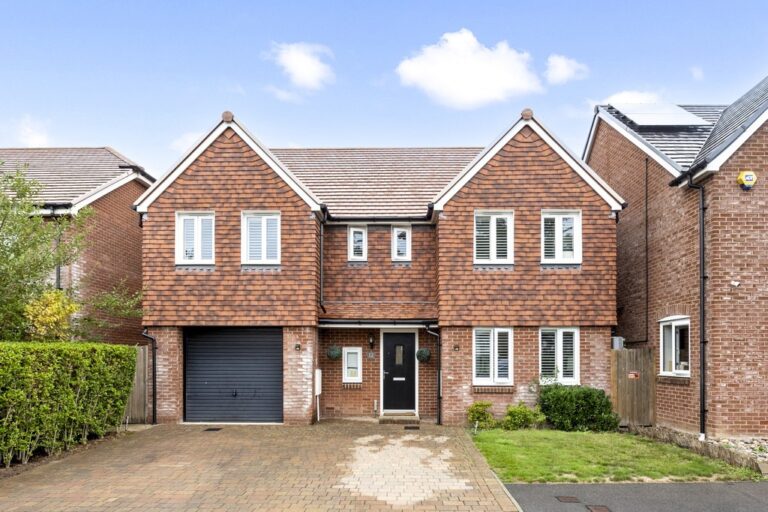 Puttock Way, Billingshurst