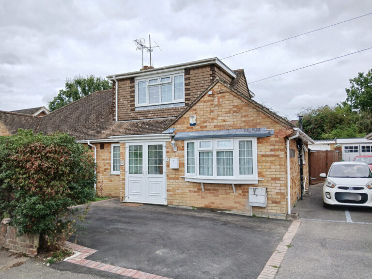 Rosier Way, Billingshurst